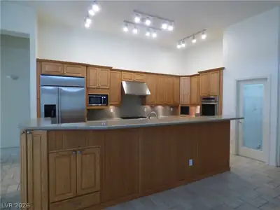 7695 Gilespie Street, Las Vegas, NV 89123 Kitchen