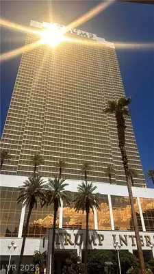 2000 North Fashion Show Drive 4710 Las Vegas, NV 89109