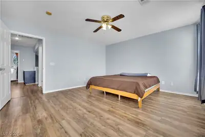 5041 Dancing Lights Avenue Primary Bedroom