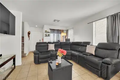 1700 Buck Island Street Living Room