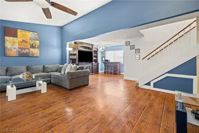 4322 Satinwood Drive Living Room