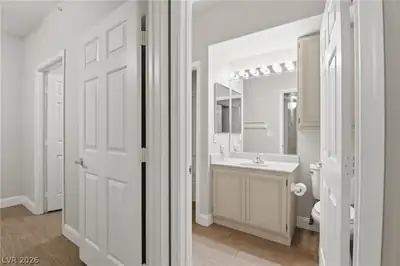 7143 South Durango Drive 106 Primary Bathroom