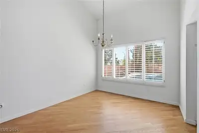 7459 Parnell Avenue Dining Area