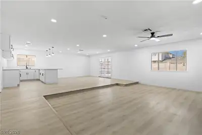 1712 Rockcrest Drive Living Room