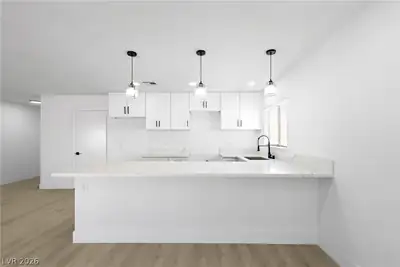 1712 Rockcrest Drive Kitchen