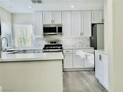 9224 Canalino Drive 