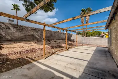 3959 Spring Leaf Drive Patio