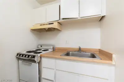 4600 University Center Drive 247 Kitchen