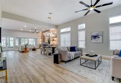 2837 Billy Casper Drive Living Room