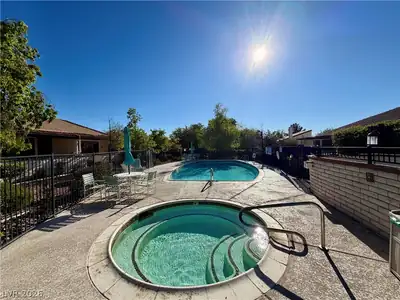 3073 Conquista Court Pool