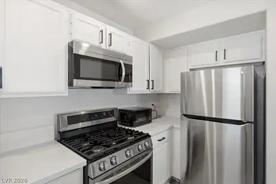 5008 South Rainbow Boulevard 108 Kitchen
