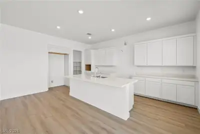 7322 Fire Wire Avenue Kitchen