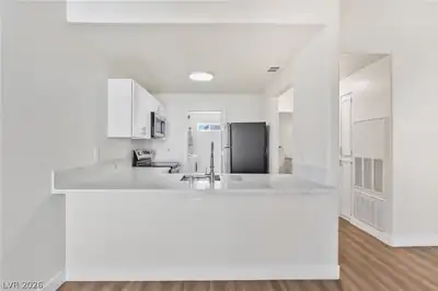 1800 Edmond Street 228 Kitchen