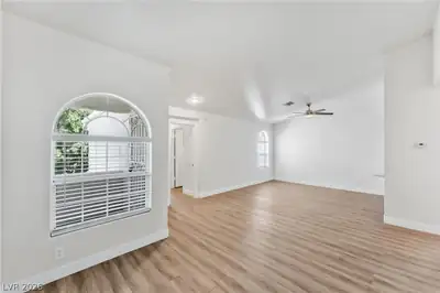 1800 Edmond Street 228 Living Room