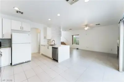 252 Serenity Ridge Court Kitchen