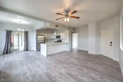10233 King Henry Avenue 104 Kitchen