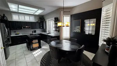 2921 Channel Rock Drive Kitchen