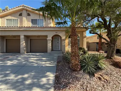 2828 Briar Knoll Drive, Henderson