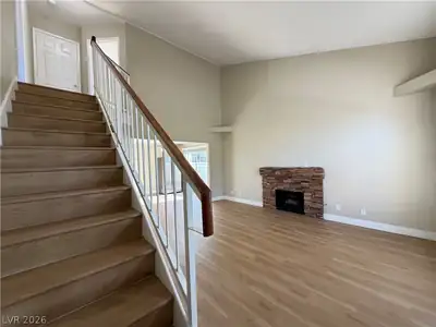 2828 Briar Knoll Drive Living Room