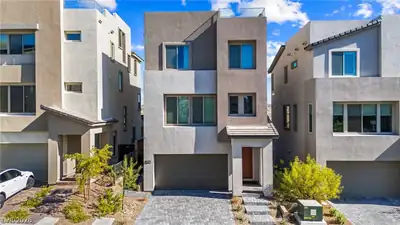 11568 Midnight Melody Avenue 