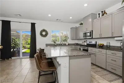 7639 Duran Harbor Lane Kitchen