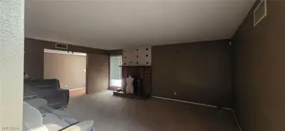 2663 Heritage Drive Las Vegas, NV 89121