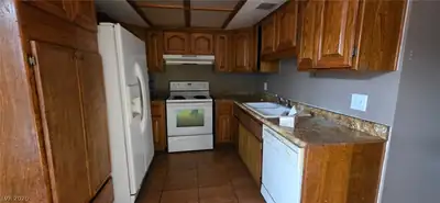 2663 Heritage Drive Kitchen