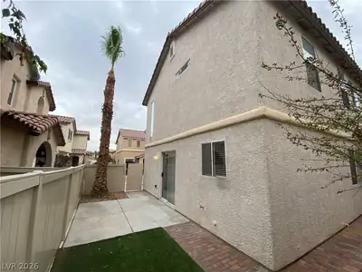 10436 Chrisman Avenue Patio