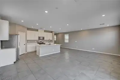 2570 Ofanto Street Kitchen