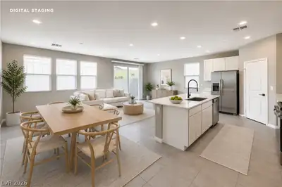 2570 Ofanto Street Living Room