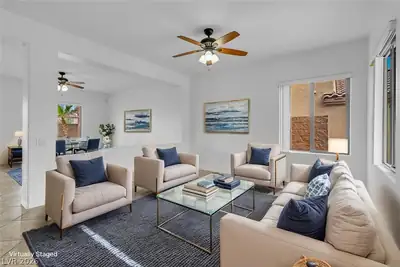 112 Newmiller Street Living Room
