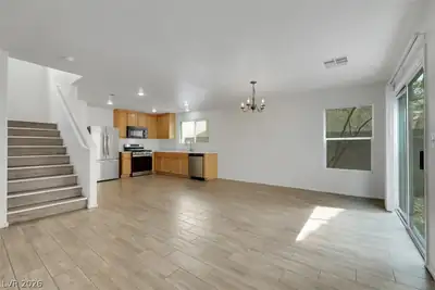 7222 Liberty Pride Street Kitchen