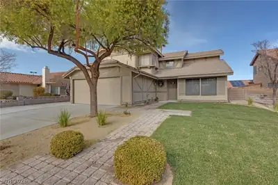 3158 Laurel Avenue, Henderson, NV 89014 Front of Structure