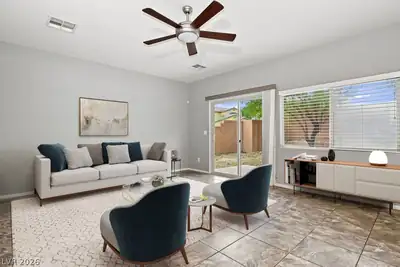 6717 Gallowgate Court Living Room