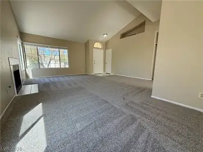 2821 Norfolk Avenue Living Room