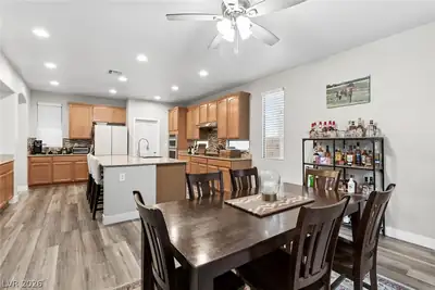 8212 Chimney Bluffs Street Dining Area