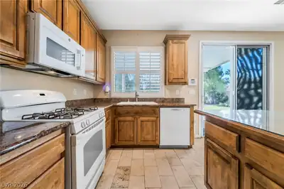 6041 Sundial Crest Court Kitchen