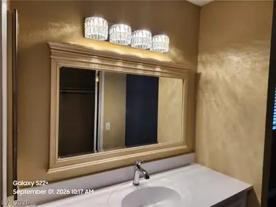 120 Orland Street 8 Bathroom