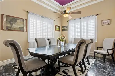 1998 Whitneys Dream Avenue Dining Area