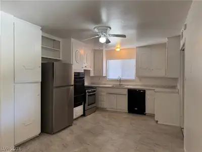 215 Wyoming Street Kitchen