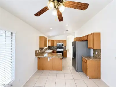 9343 West Viking Road Kitchen