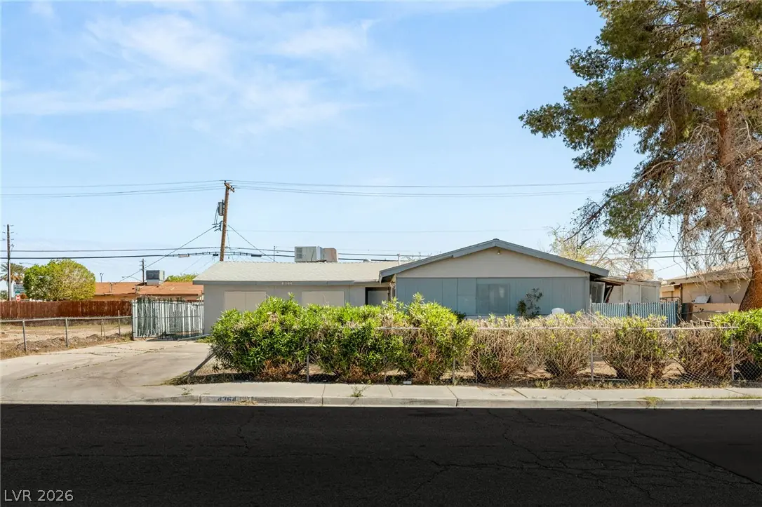 4364 Calimesa Street
