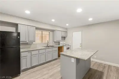 4364 Calimesa Street Kitchen