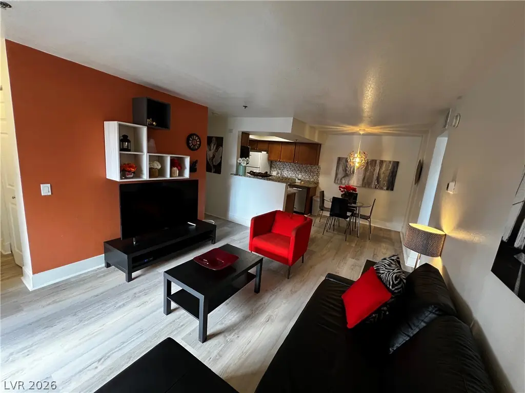 4200 South Valley View Boulevard 2010