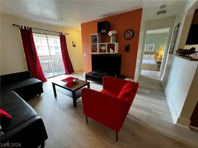 4200 South Valley View Boulevard 2010 Living Room