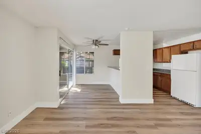2100 JETTY ROCK Drive 105 Dining Area
