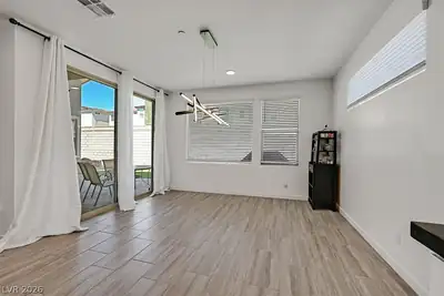 10284 Arrow Range Avenue Dining Area