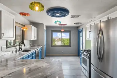 424 Waterwheel Falls Drive Kitchen
