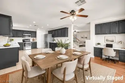 8616 MAJESTIC PINE Avenue Dining Area