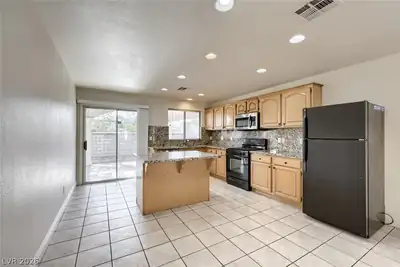 276 Cattlebaron Terrace Kitchen